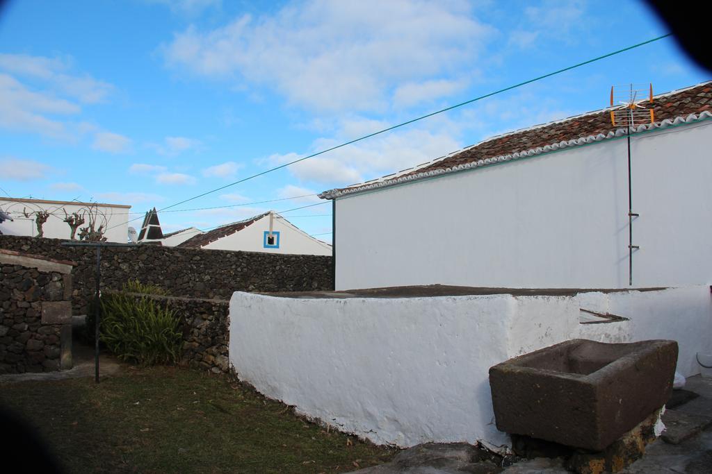 Casa do Sr. Alberto Praia da Vitória Exterior foto