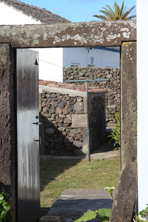 Casa do Sr. Alberto Praia da Vitória Exterior foto